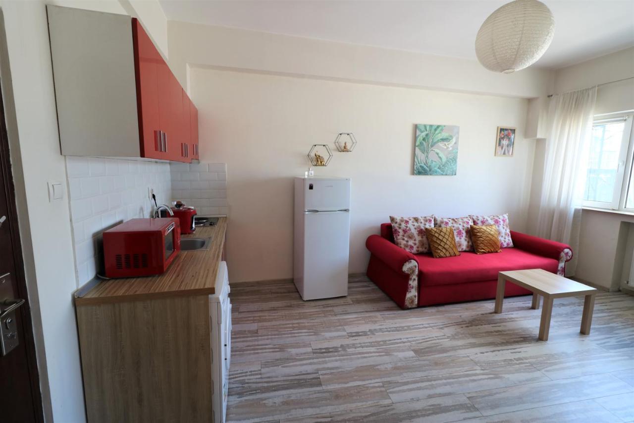 Charming Cozy Apartment - Old Town - Free Minibar Букурещ Екстериор снимка