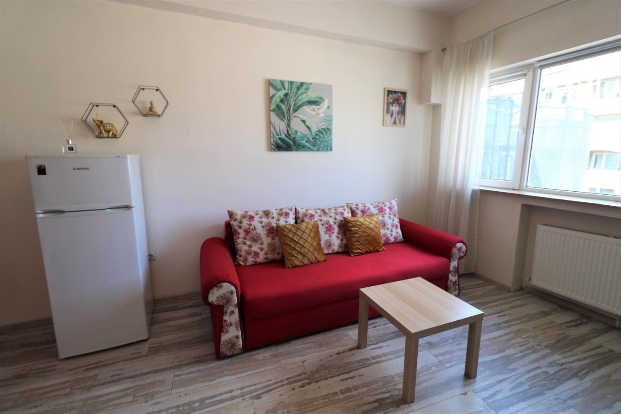 Charming Cozy Apartment - Old Town - Free Minibar Букурещ Екстериор снимка