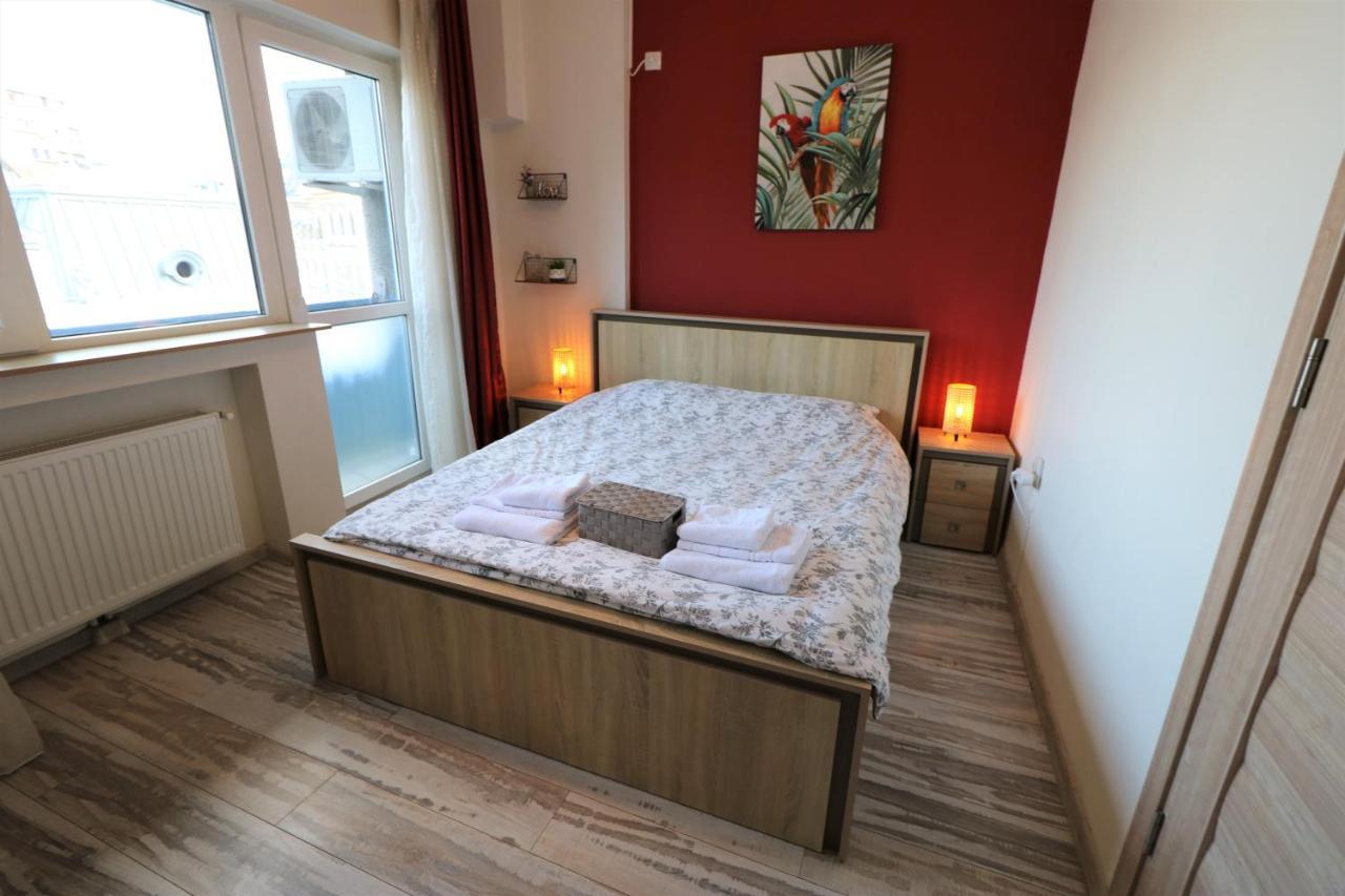 Charming Cozy Apartment - Old Town - Free Minibar Букурещ Екстериор снимка