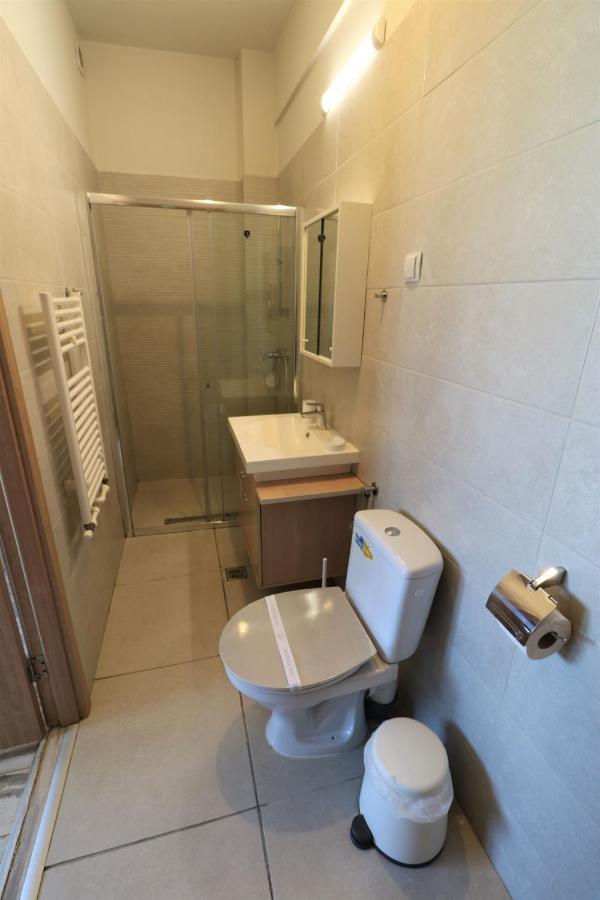 Charming Cozy Apartment - Old Town - Free Minibar Букурещ Екстериор снимка